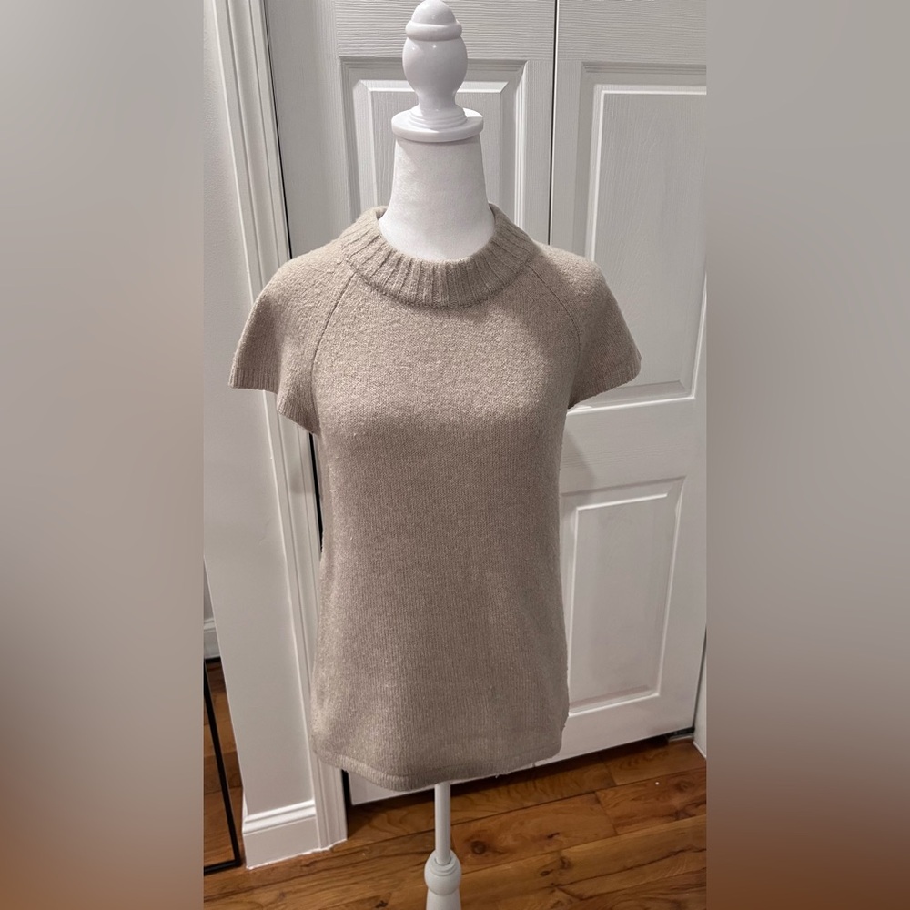 Cynthia Rowley Short Sleeve Mock Neck Sweater | XS | Tan